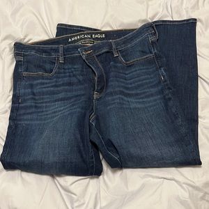 Womens American eagle jeans dark wash next level stretch